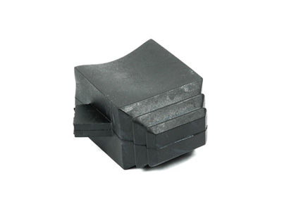 Rubber dust cover for brake pump